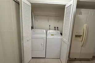 10150 SW 88th St, Miami, FL 33176 - Photo 9