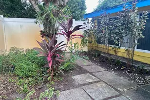 881 SW 49th Terrace, Plantation, FL 33317 - Photo 7