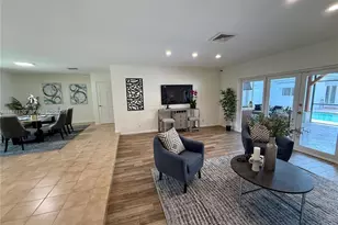 11300 Shady Ln, Plantation, FL 33325 - Photo 7