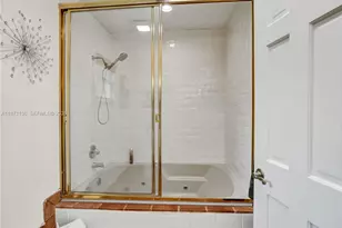 11300 Shady Ln, Plantation, FL 33325 - Photo 29