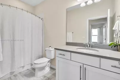 4353 Large Leaf Ln, Hollywood, FL 33021 - Photo 43