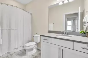4353 Large Leaf Ln, Hollywood, FL 33021 - Photo 43