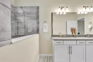 4353 Large Leaf Ln, Hollywood, FL 33021 - Photo 45