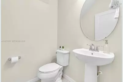 4353 Large Leaf Ln, Hollywood, FL 33021 - Photo 19