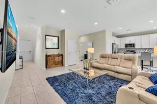 4353 Large Leaf Ln, Hollywood, FL 33021 - Photo 15
