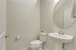 4353 Large Leaf Ln, Hollywood, FL 33021 - Photo 13