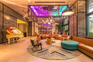 121 NE 34th St, Miami, FL 33137 - Photo 15