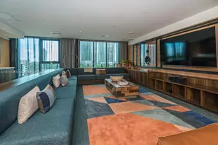 121 NE 34th St, Miami, FL 33137 - Photo 19