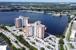 1351 NE Miami Gardens Dr, Miami, FL 33179 - Photo 3