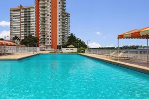 1351 NE Miami Gardens Dr, Miami, FL 33179 - Photo 23