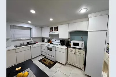 1325 N 15th Ave #23, Hollywood, FL 33020 - Photo 9