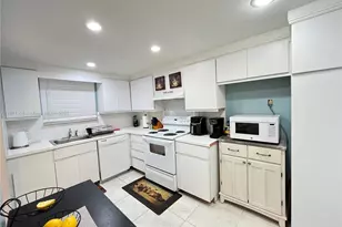 1325 N 15th Ave, Hollywood, FL 33020 - Photo 11