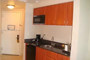 18001 Collins Ave, Sunny Isles Beach, FL 33160 - Photo 5