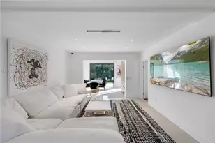 900 W 47th Ct, Miami Beach, FL 33140 - Photo 5