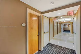 244 Biscayne Blvd, Miami, FL 33132 - Photo 3