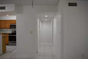 9150 NW 38th Dr, Coral Springs, FL 33065 - Photo 9