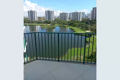 20000 E Country Club Dr #1212, Aventura, FL 33180 - Photo 1