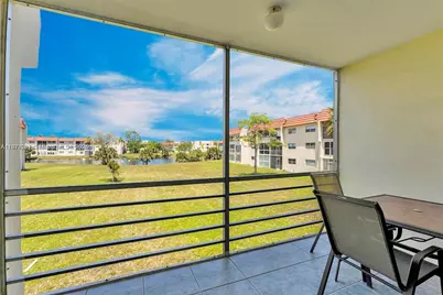 2951 E Sunrise Lakes Dr #209, Sunrise, FL 33322 - Photo 21