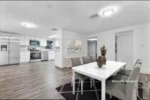 1621 SW 117th Ave, Davie, FL 33325 - Photo 11