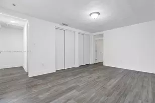 1621 SW 117th Ave, Davie, FL 33325 - Photo 13