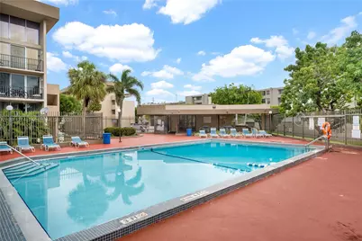 830 NW 87th Ave #406, Miami, FL 33172 - Photo 35