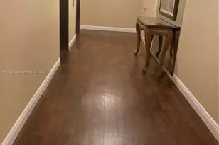 800 NE 195th St, Miami, FL 33179 - Photo 13