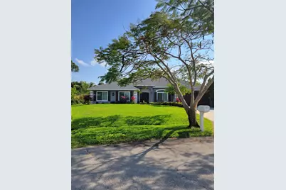 2267 SW Haycraft Cir, Port Saint Lucie, FL 34953 - Photo 3