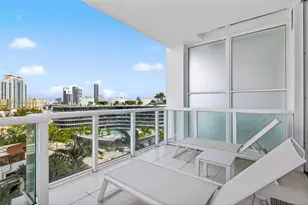 50 South Pointe Dr, Miami Beach, FL 33139 - Photo 27