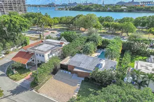 910 N Venetian Dr, Miami Beach, FL 33139 - Photo 19