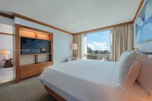 6801 Collins Ave, Miami Beach, FL 33141 - Photo 9