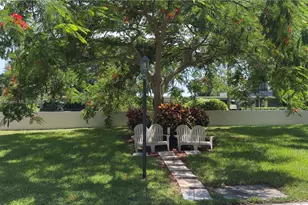 2425 Presidential Way, West Palm Beach, FL 33401 - Photo 33