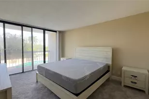 2425 Presidential Way, West Palm Beach, FL 33401 - Photo 11