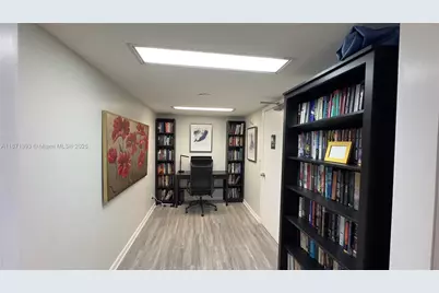 2425 Presidential Way #203, West Palm Beach, FL 33401 - Photo 29