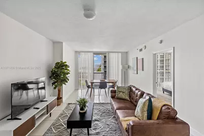 1750 N Bayshore Dr #1811, Miami, FL 33132 - Photo 1