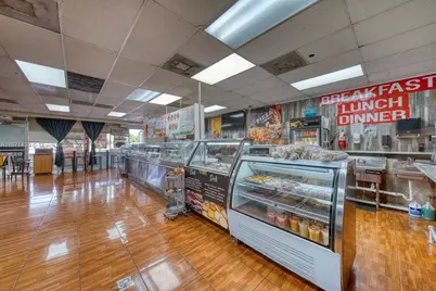 Turn-Key Restaurant For Sale High Traffic Hialeah Plaza, Hialeah, FL 33010 - Photo 3
