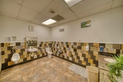 Turn-Key Restaurant For Sale High Traffic Hialeah Plaza, Hialeah, FL 33010 - Photo 31