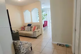 1054 NE 30th Ave, Homestead, FL 33033 - Photo 5
