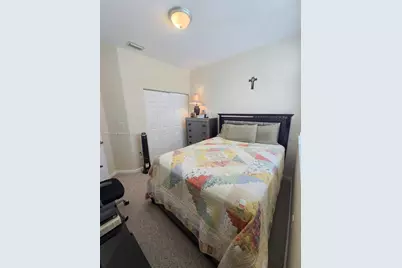 1054 NE 30th Ave, Homestead, FL 33033 - Photo 7