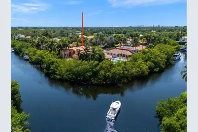 104 Paloma Dr, Coral Gables, FL 33143 - Photo 5