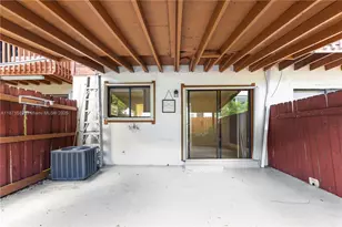 8360 NW 8th St, Miami, FL 33126 - Photo 19