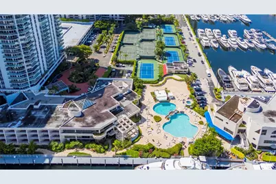 19707 Turnberry Way #TH-6, Aventura, FL 33180 - Photo 37