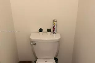 8045 NW 105th Ct, Doral, FL 33178 - Photo 21