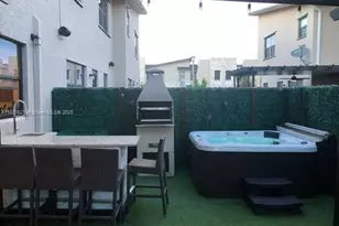 8045 NW 105th Ct, Doral, FL 33178 - Photo 7