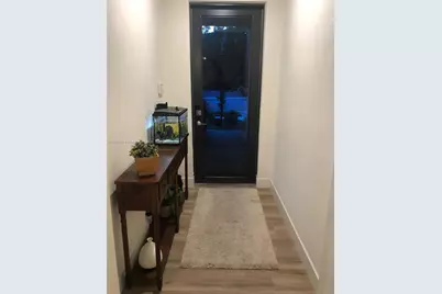 8045 NW 105th Ct, Doral, FL 33178 - Photo 9