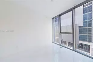 300 Biscayne Blvd Way, Miami, FL 33131 - Photo 9