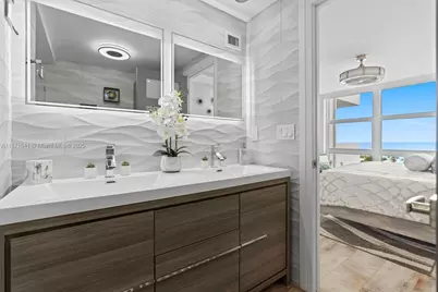 2841 N Ocean Blvd #1402, Fort Lauderdale, FL 33308 - Photo 25