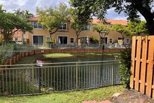 4949 N Harbor Isles Dr, Fort Lauderdale, FL 33312 - Photo 11