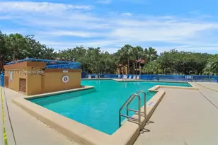 15495 N Miami Lakeway N, Miami Lakes, FL 33014 - Photo 19