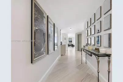 17301 Biscayne Blvd #2009, North Miami Beach, FL 33160 - Photo 3