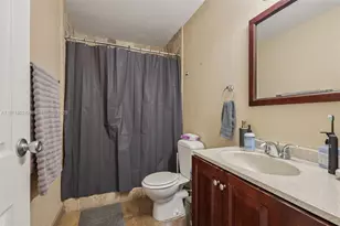 915 Riverside Dr, Coral Springs, FL 33071 - Photo 23